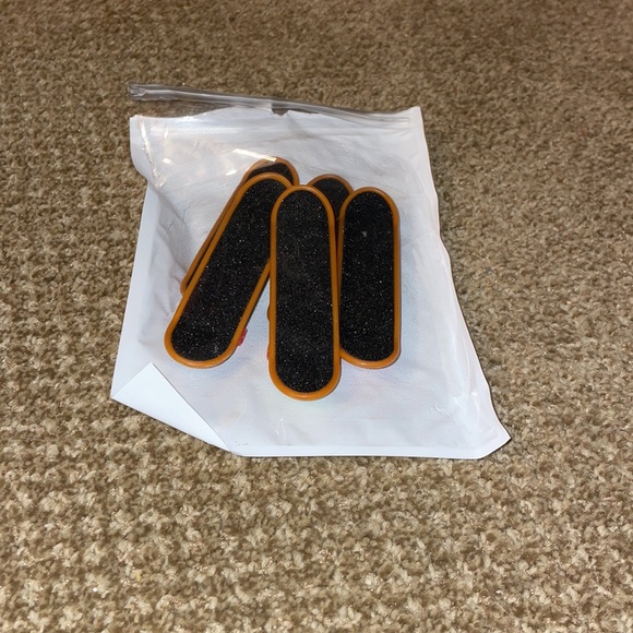 Tech Decks - Picture 17 of 17